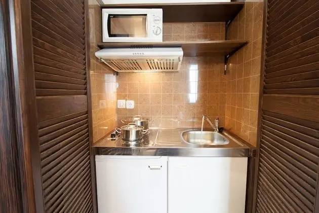 Standard Apart Daire, 3 Tek Kişilik Yatak, Küçük Mutfak (Quiet Location)
