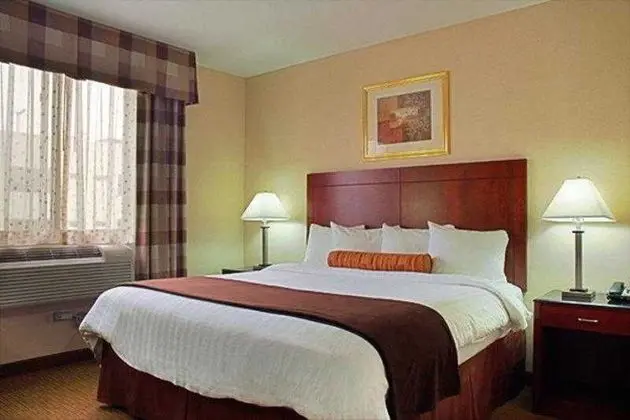 1 Çift ​​kişilik Yatak King Size Bed
