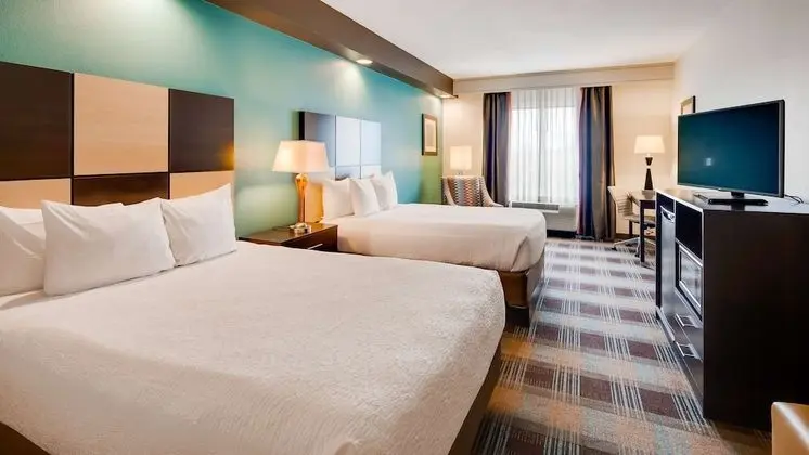 Standard Oda, 2 Büyük (Queen) Boy Yatak, Sigara İçilmez, Buzdolabı (Walk-in Shower)