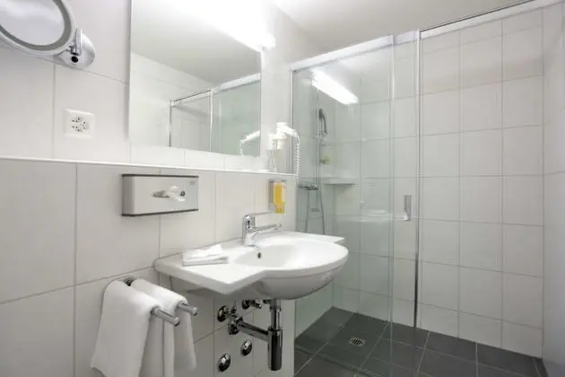 Junior Süit, 2 Tek Kişilik Yatak