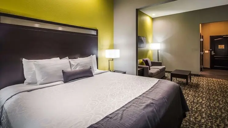 Standard Oda, 1 En Büyük (King) Boy Yatak, Engellilere Uygun, Sigara İçilmez