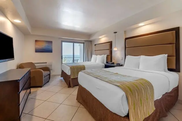 Süit, 2 Çift Kişilik Yatak, Mutfak, Okyanusa Sıfır (Third bed is a Sofabed)