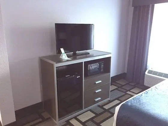 Standard Oda, 2 Büyük (Queen) Boy Yatak, Sigara İçilmez, Buzdolabı ve Mikrodalga