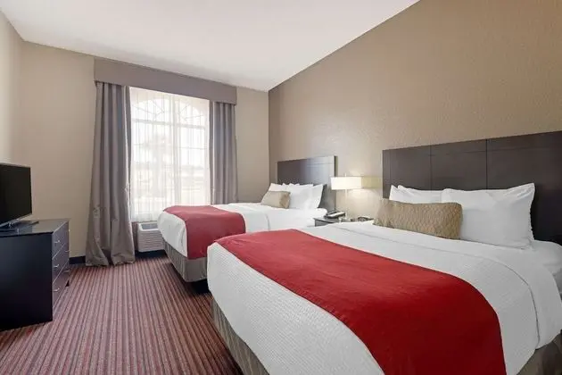 Süit, 2 Büyük (Queen) Boy Yatak, Sigara İçilmez, Mikrodalga