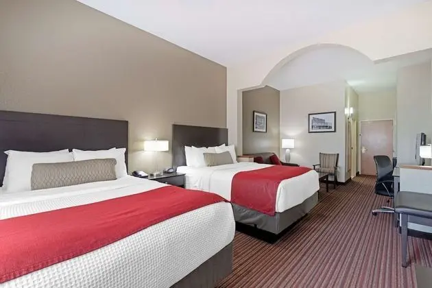 Süit, 2 Büyük (Queen) Boy Yatak, Sigara İçilmez, Mikrodalga