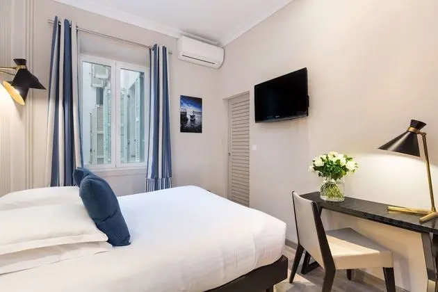 Classic Oda, 1 Büyük (Queen) Boy Yatak, Sigara İçilmez