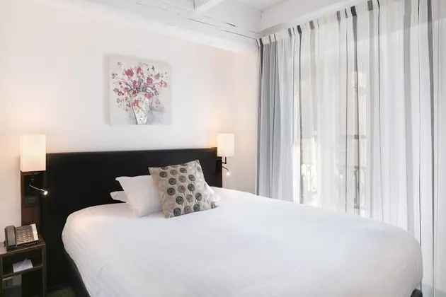 Classic Oda, 1 Büyük (Queen) Boy Yatak, Sigara İçilmez