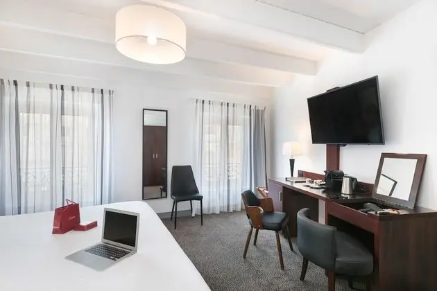 Deluxe Oda, 1 En Büyük (King) Boy Yatak, Sigara İçilmez (Larger Room)