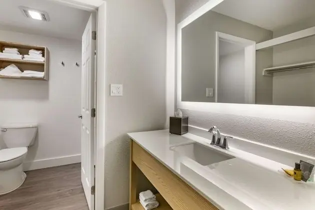 Standard Oda, 1 En Büyük (King) Boy Yatak, Sigara İçilmez (No Pets in room type)