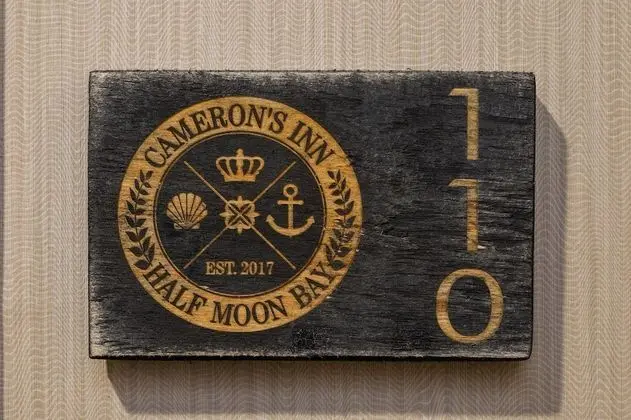 Standard Oda, 2 Büyük (Queen) Boy Yatak, Engellilere Uygun, Sigara İçilmez