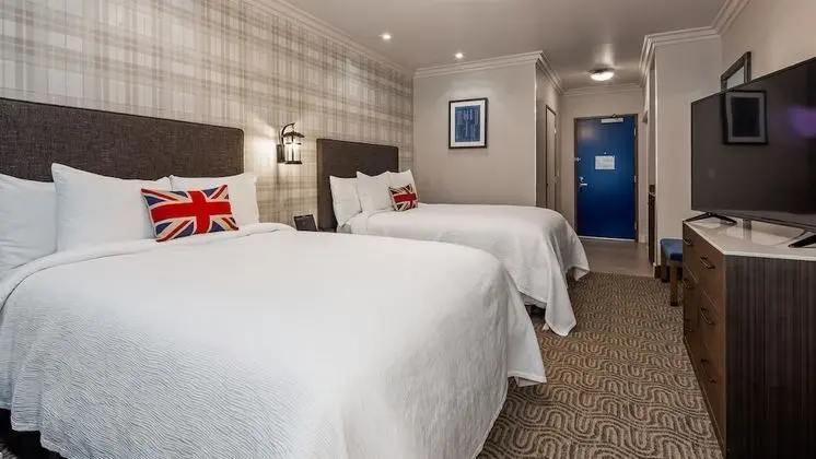 Standard Oda, 2 Büyük (Queen) Boy Yatak, Engellilere Uygun, Sigara İçilmez