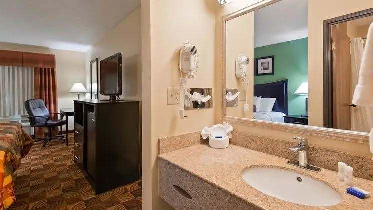 Standard Oda, 1 Büyük (Queen) Boy Yatak, Engellilere Uygun, Sigara İçilmez