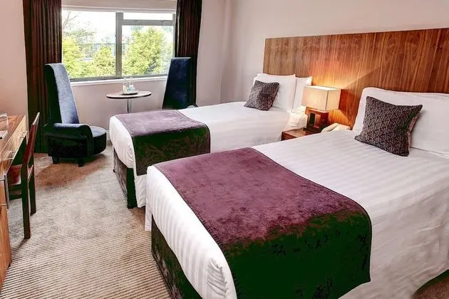 Standard Oda, 2 Tek Kişilik Yatak, Sigara İçilmez, Golf Manzaralı