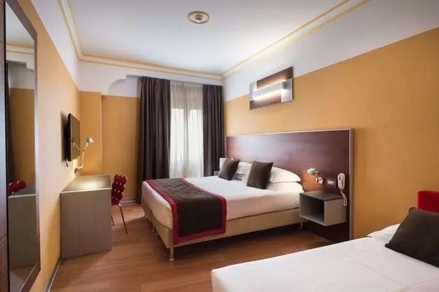 Family Oda, Birden Çok Yatak, Sigara İçilmez