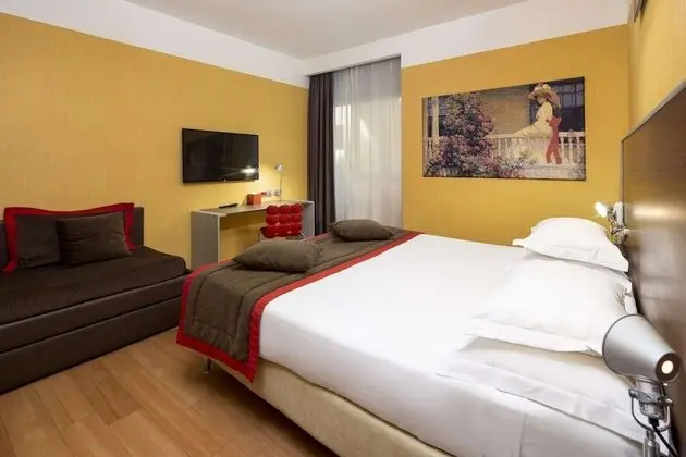 Family Oda, Birden Çok Yatak, Sigara İçilmez