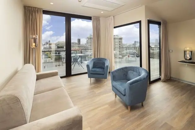 Junior Süit, Birden Çok Yatak, Sigara İçilmez, Şehir Manzaralı