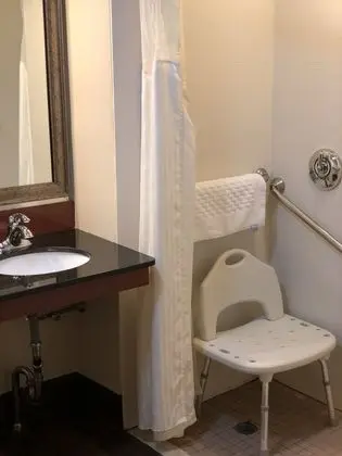 Standard Oda, 2 Çift Kişilik Yatak, Engellilere Uygun, Sigara İçilmez