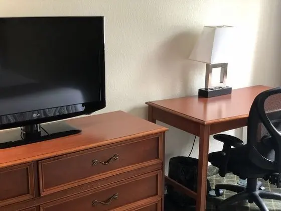 Standard Oda, 2 Çift Kişilik Yatak, Sigara İçilmez, Buzdolabı ve Mikrodalga