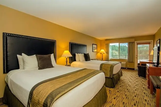 Standard Oda, 2 Büyük (Queen) Boy Yatak, Buzdolabı ve Mikrodalga, Nehir Manzaralı