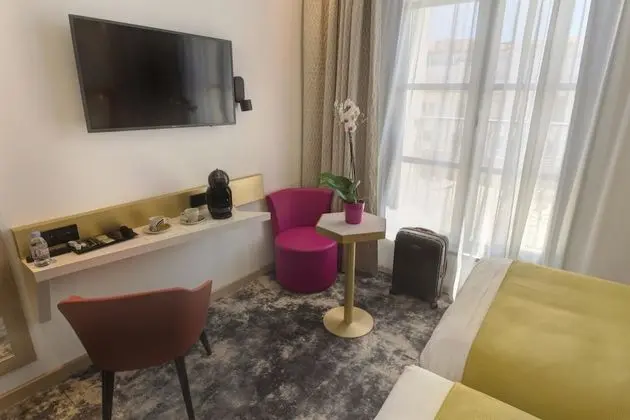 Exclusive Oda, 2 Tek Kişilik Yatak, Sigara İçilmez
