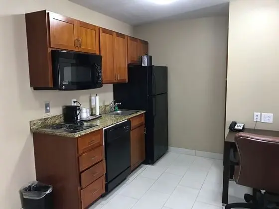 Süit, 1 En Büyük (King) Boy Yatak, Engellilere Uygun, Sigara İçilmez (with Sofabed)