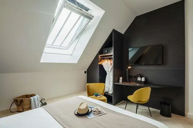 Standard Oda, 1 Büyük (Queen) Boy Yatak, Sigara İçilmez