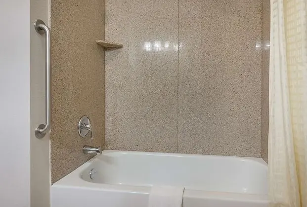 Standard Oda, 1 En Büyük (King) Boy Yatak, Sigara İçilmez, Buzdolabı ve Mikrodalga