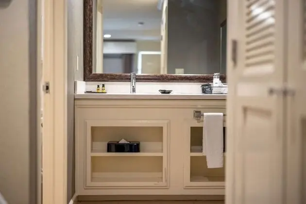 Standard Oda, 1 En Büyük (King) Boy Yatak, Sigara İçilmez (Interior Corridor)