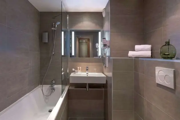 Comfort Oda, 1 Büyük (Queen) Boy Yatak, Sigara İçilmez