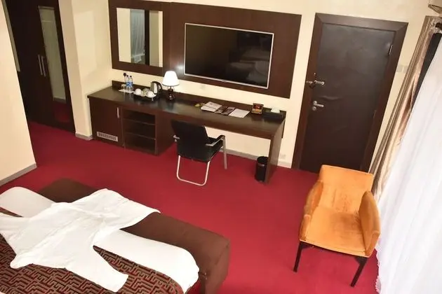 Süit, 1 En Büyük (King) Boy Yatak, Sigara İçilmez (Separate Lounge)