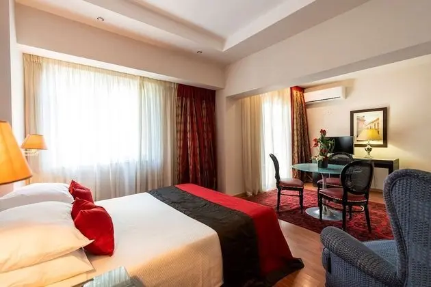 Junior Süit, 1 En Büyük (King) Boy Yatak, Sigara İçilmez, Balkon