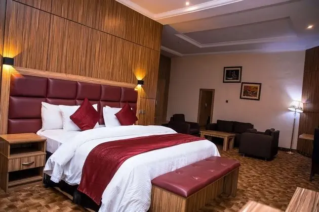 Süit, 1 En Büyük (King) Boy Yatak, Sigara İçilmez, Balkon (Living Room)