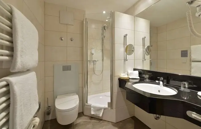 Süit, 1 En Büyük (King) Boy Yatak (Living Room;with Sofabed)