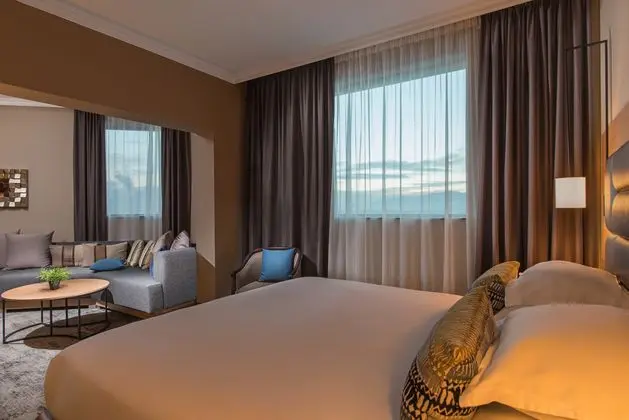 Junior Suit Standard