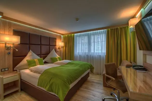 Standard Oda, 2 Tek Kişilik Yatak, Engellilere Uygun (with Two Single SofaBeds)