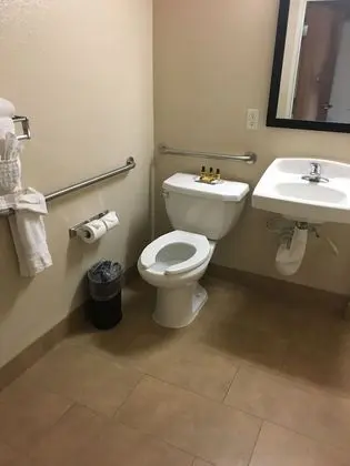 Standard Oda, 1 En Büyük (King) Boy Yatak, Engellilere Uygun, Sigara İçilmez