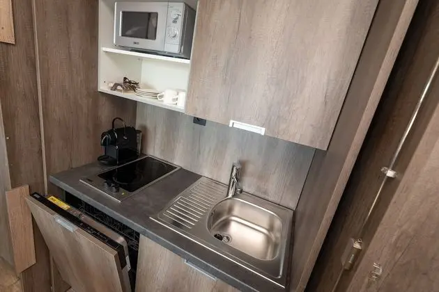 Superior Apart Daire, Küçük Mutfak, Göl Manzaralı (with Sofabed)