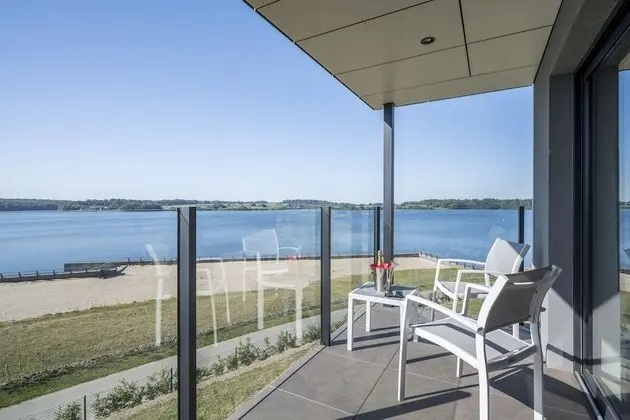 Superior Apart Daire, Küçük Mutfak, Göl Manzaralı (with Sofabed)