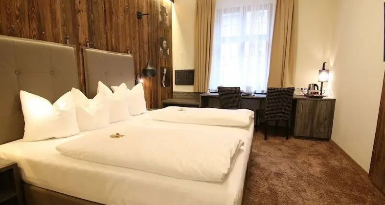 Traditional Oda, 1 Çift Kişilik Yatak