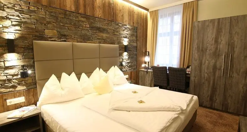 Traditional Oda, 1 Çift Kişilik Yatak