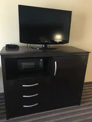 Süit, 1 En Büyük (King) Boy Yatak, Sigara İçilmez, Buzdolabı ve Mikrodalga (with Sofabed)