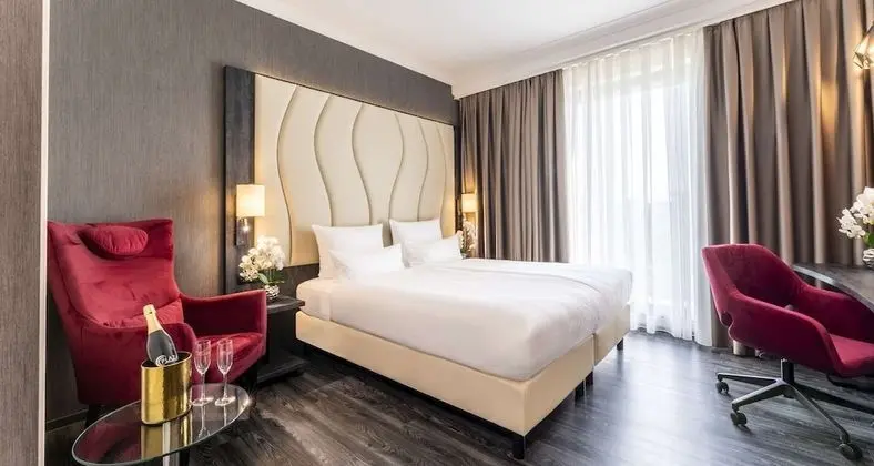 Standard Oda, 1 En Büyük (King) Boy Yatak, Sigara İçilmez