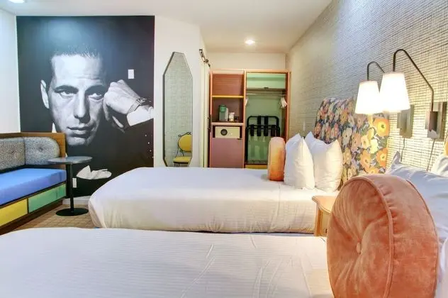 Deluxe Tek Büyük Yataklı Oda, 2 Çift Kişilik Yatak