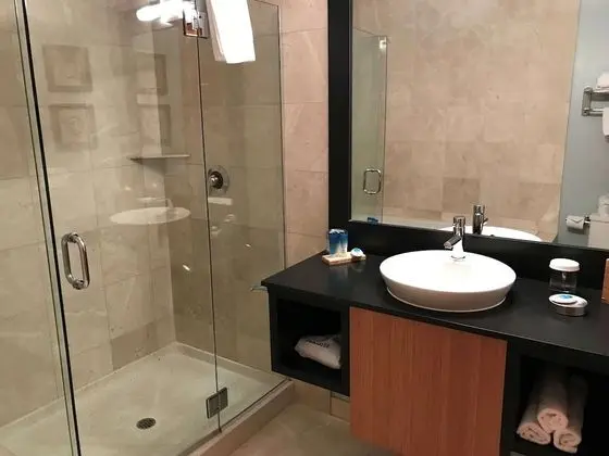 Süit, 1 En Büyük (King) Boy Yatak, Nehir Manzaralı (Kitchen & Patio, No Pets)