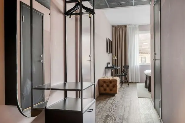 Standard Oda, 1 Büyük (Queen) Boy Yatak, Sigara İçilmez