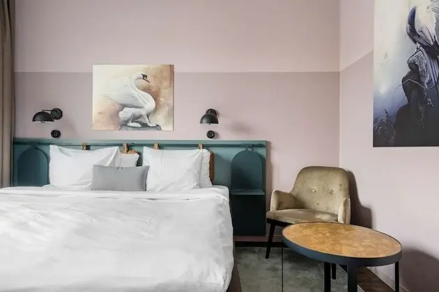 Standard Oda, 1 Büyük (Queen) Boy Yatak, Sigara İçilmez