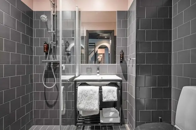 Standard Oda, 1 Çift Kişilik Yatak, Sigara İçilmez