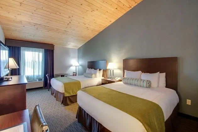 Süit, Birden Çok Yatak, Sigara İçilmez, Buzdolabı ve Mikrodalga (2nd Floor;Living Room;with Sofabed)