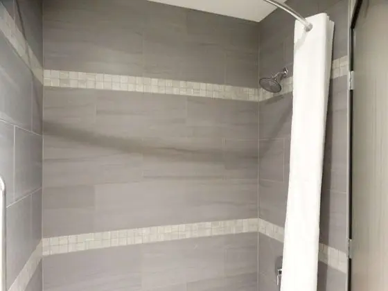 Standard Oda, 2 Büyük (Queen) Boy Yatak, Sigara İçilmez, Buzdolabı ve Mikrodalga