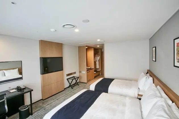 Deluxe Oda, Birden Çok Yatak, Sigara İçilmez